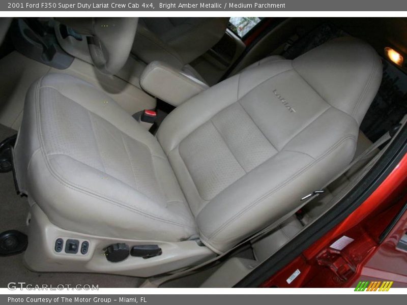 Bright Amber Metallic / Medium Parchment 2001 Ford F350 Super Duty Lariat Crew Cab 4x4