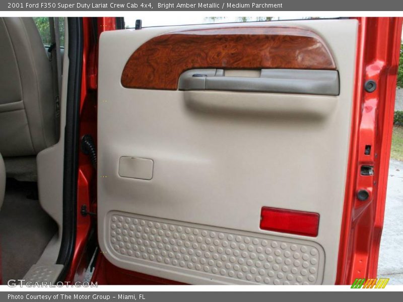 Bright Amber Metallic / Medium Parchment 2001 Ford F350 Super Duty Lariat Crew Cab 4x4