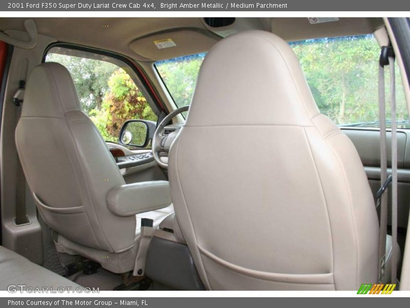 Bright Amber Metallic / Medium Parchment 2001 Ford F350 Super Duty Lariat Crew Cab 4x4