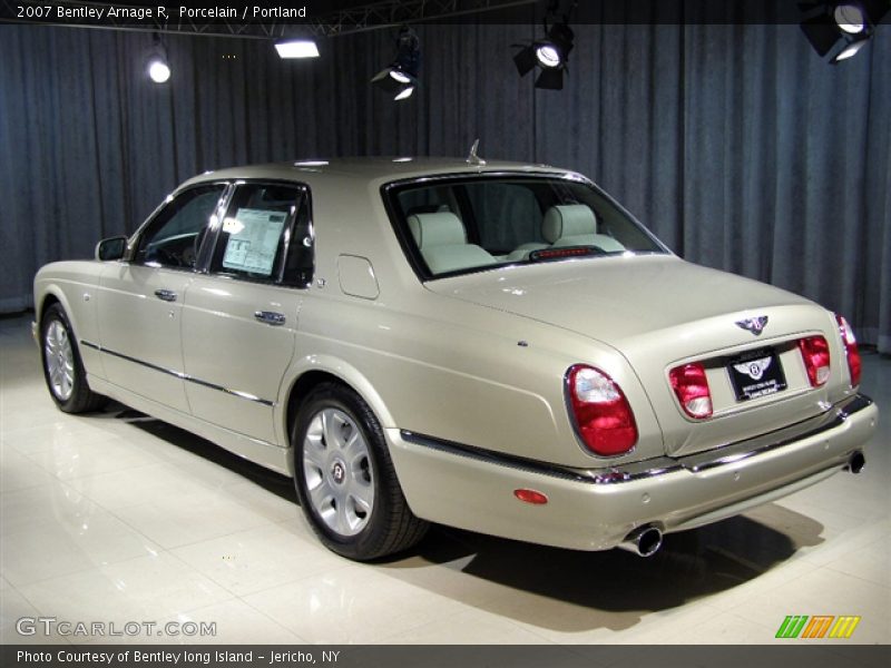 Porcelain / Portland 2007 Bentley Arnage R