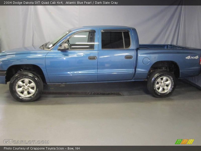 Atlantic Blue Pearl / Dark Slate Gray 2004 Dodge Dakota SXT Quad Cab 4x4