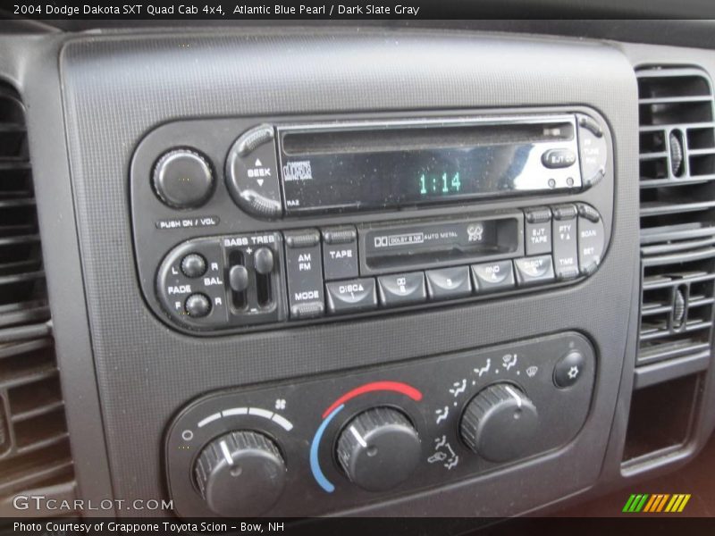 Atlantic Blue Pearl / Dark Slate Gray 2004 Dodge Dakota SXT Quad Cab 4x4