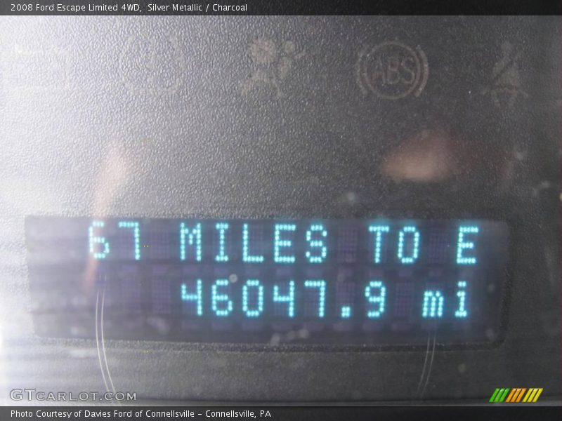 Silver Metallic / Charcoal 2008 Ford Escape Limited 4WD