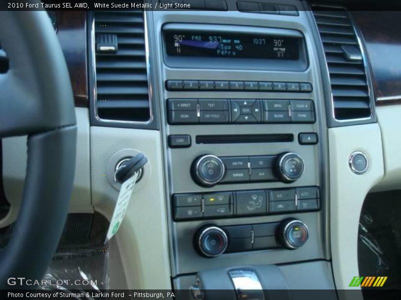 White Suede Metallic / Light Stone 2010 Ford Taurus SEL AWD