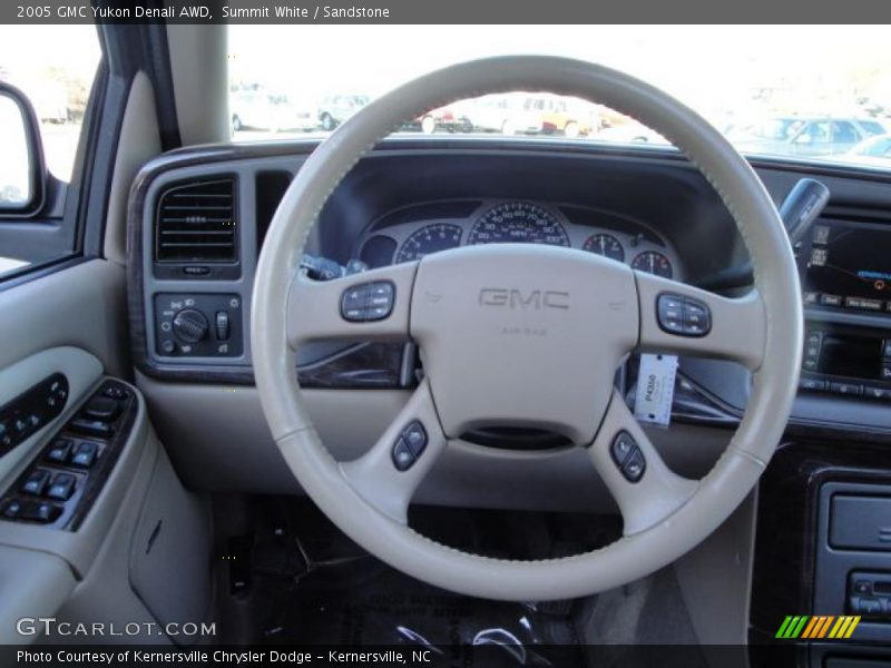 Summit White / Sandstone 2005 GMC Yukon Denali AWD