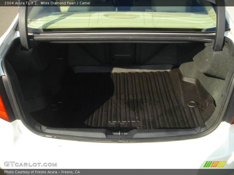 White Diamond Pearl / Camel 2004 Acura TL 3.2