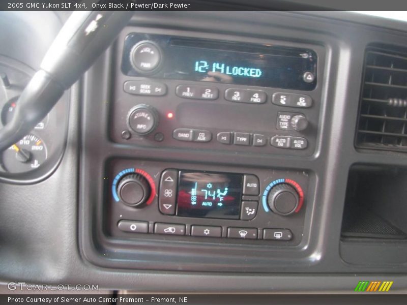 Onyx Black / Pewter/Dark Pewter 2005 GMC Yukon SLT 4x4