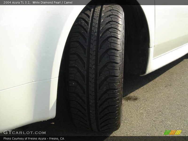 White Diamond Pearl / Camel 2004 Acura TL 3.2