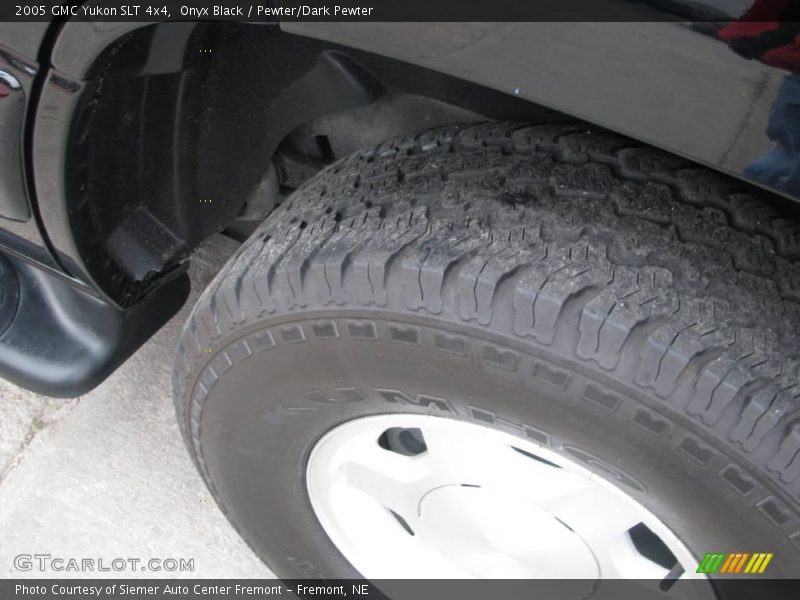 Onyx Black / Pewter/Dark Pewter 2005 GMC Yukon SLT 4x4