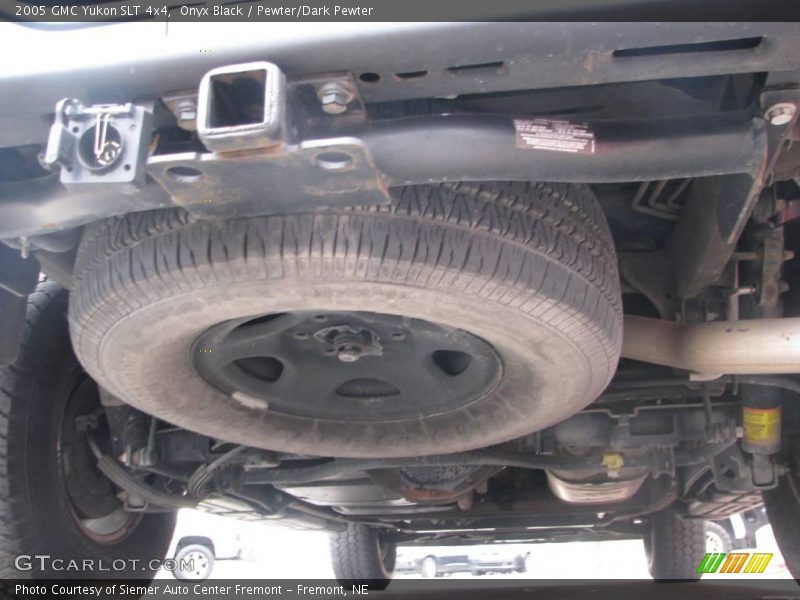 Onyx Black / Pewter/Dark Pewter 2005 GMC Yukon SLT 4x4