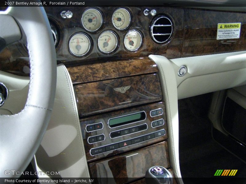 Porcelain / Portland 2007 Bentley Arnage R