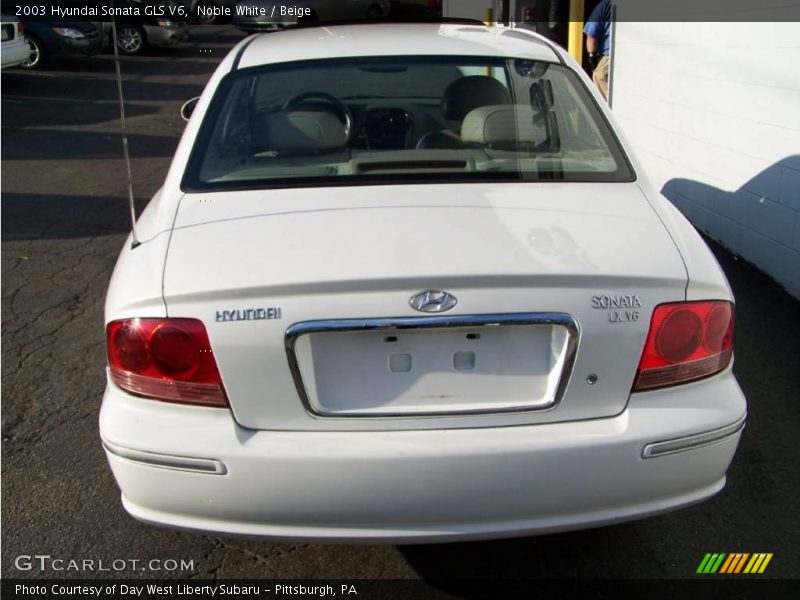 Noble White / Beige 2003 Hyundai Sonata GLS V6