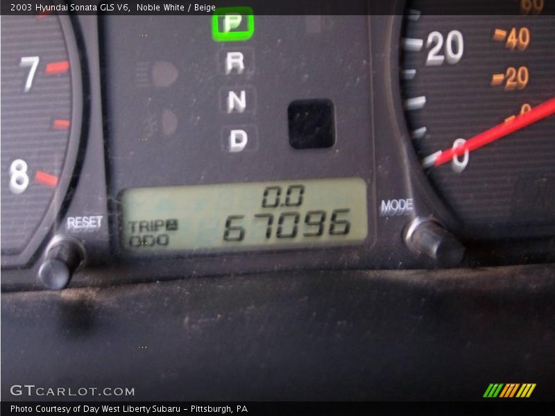 Noble White / Beige 2003 Hyundai Sonata GLS V6