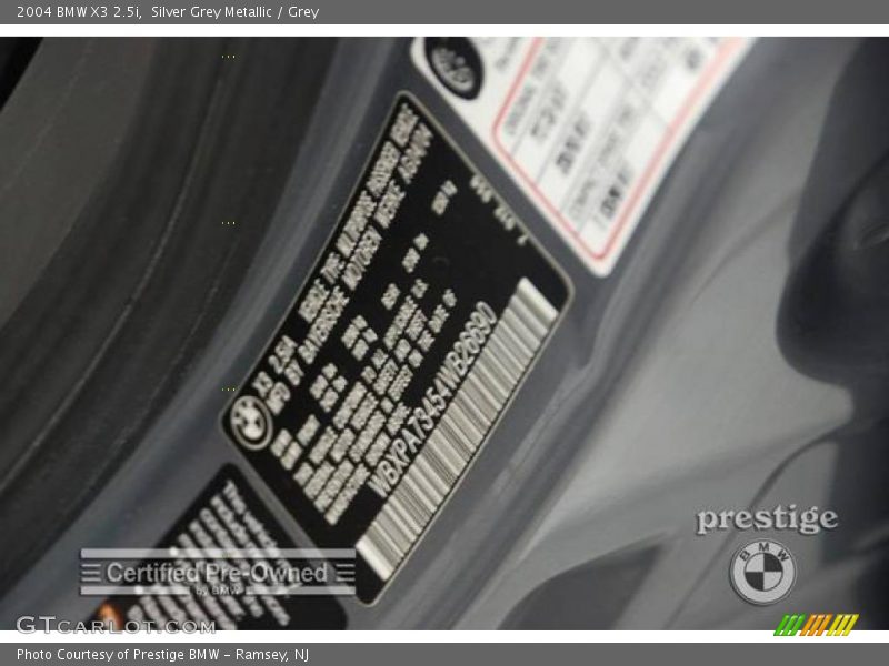 Silver Grey Metallic / Grey 2004 BMW X3 2.5i