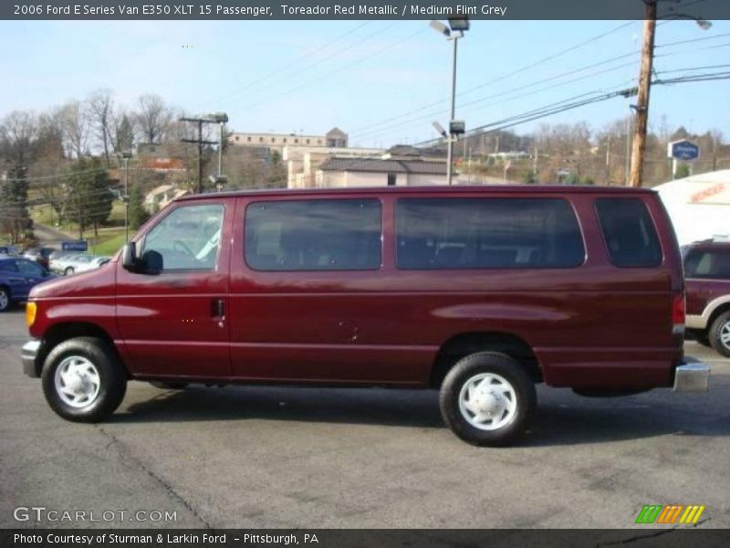 Toreador Red Metallic / Medium Flint Grey 2006 Ford E Series Van E350 XLT 15 Passenger