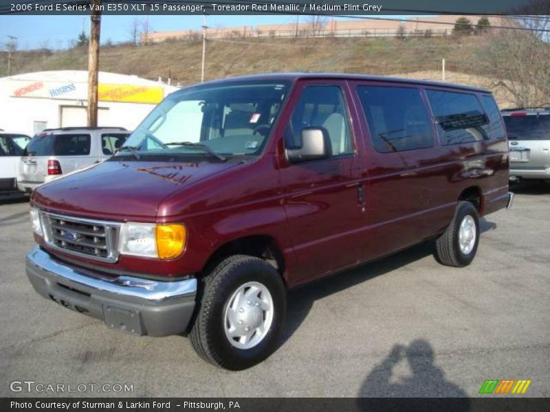 Toreador Red Metallic / Medium Flint Grey 2006 Ford E Series Van E350 XLT 15 Passenger