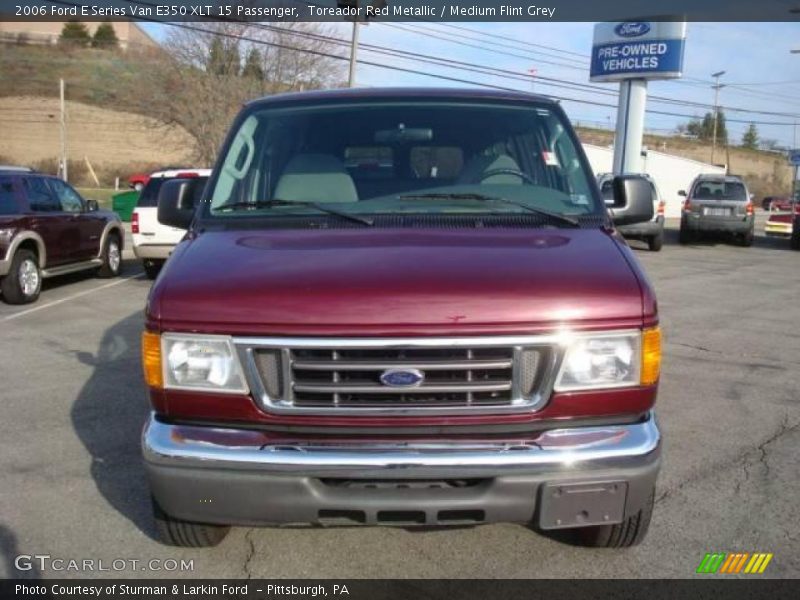 Toreador Red Metallic / Medium Flint Grey 2006 Ford E Series Van E350 XLT 15 Passenger