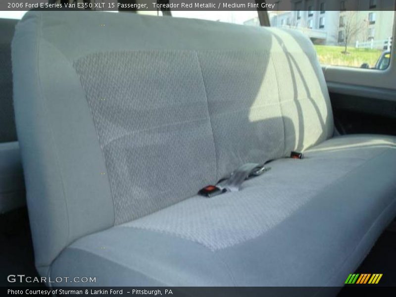 Toreador Red Metallic / Medium Flint Grey 2006 Ford E Series Van E350 XLT 15 Passenger
