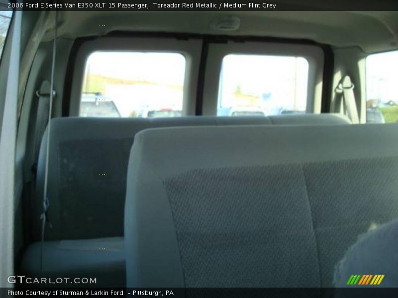Toreador Red Metallic / Medium Flint Grey 2006 Ford E Series Van E350 XLT 15 Passenger
