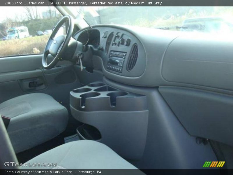 Toreador Red Metallic / Medium Flint Grey 2006 Ford E Series Van E350 XLT 15 Passenger