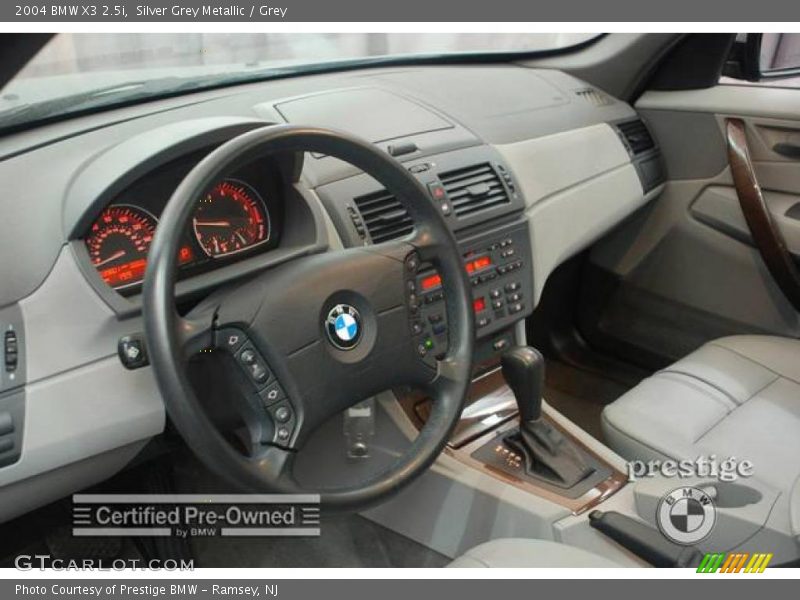Silver Grey Metallic / Grey 2004 BMW X3 2.5i