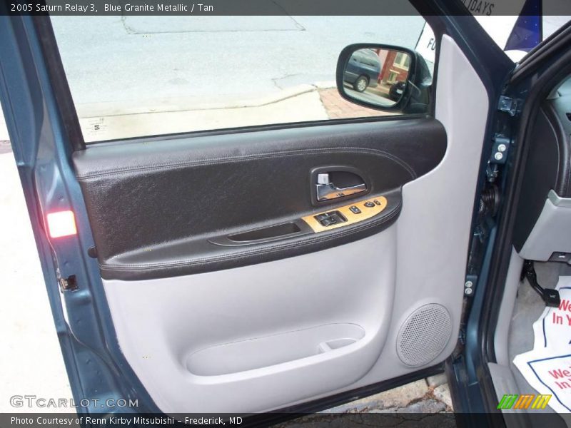 Blue Granite Metallic / Tan 2005 Saturn Relay 3