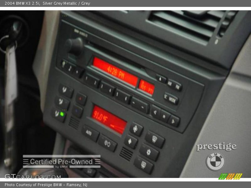 Silver Grey Metallic / Grey 2004 BMW X3 2.5i