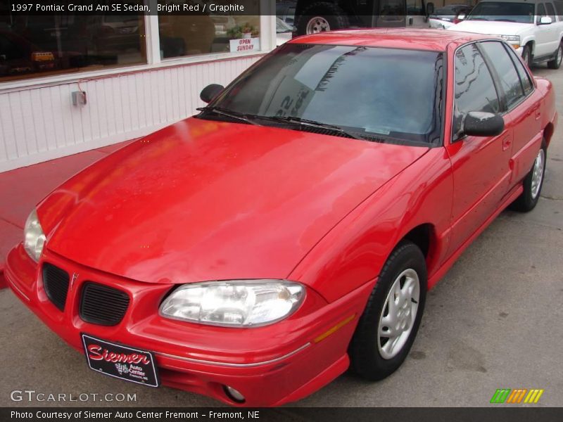 Bright Red / Graphite 1997 Pontiac Grand Am SE Sedan