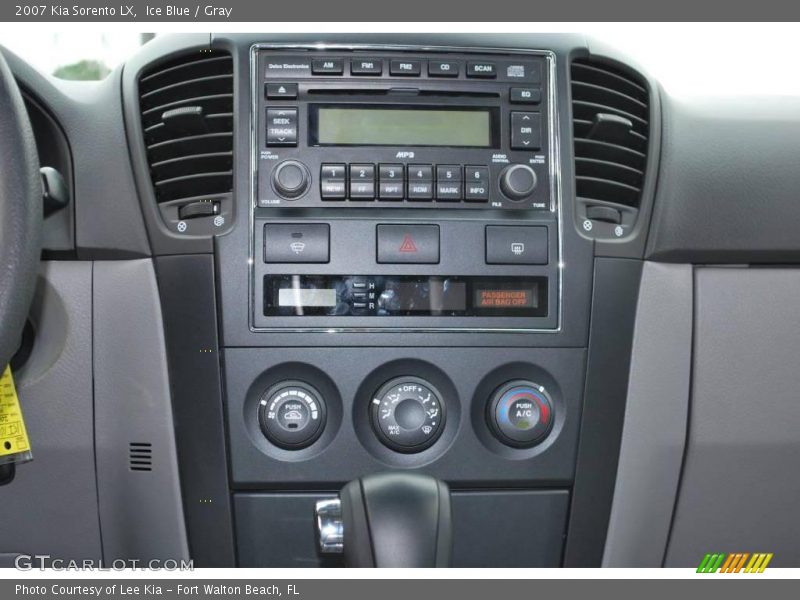 Ice Blue / Gray 2007 Kia Sorento LX