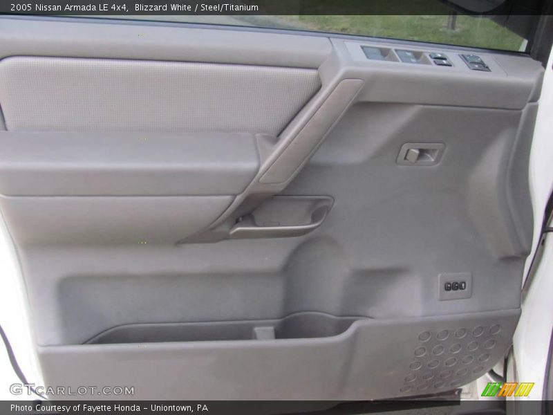 Blizzard White / Steel/Titanium 2005 Nissan Armada LE 4x4