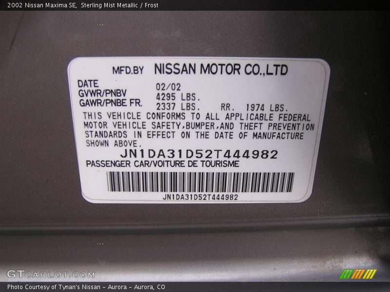 Sterling Mist Metallic / Frost 2002 Nissan Maxima SE