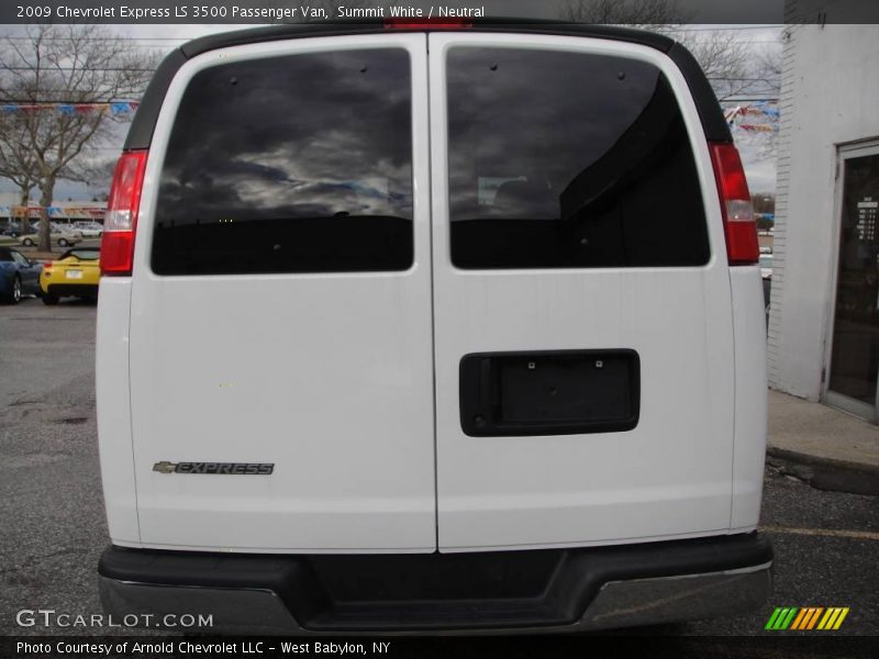 Summit White / Neutral 2009 Chevrolet Express LS 3500 Passenger Van