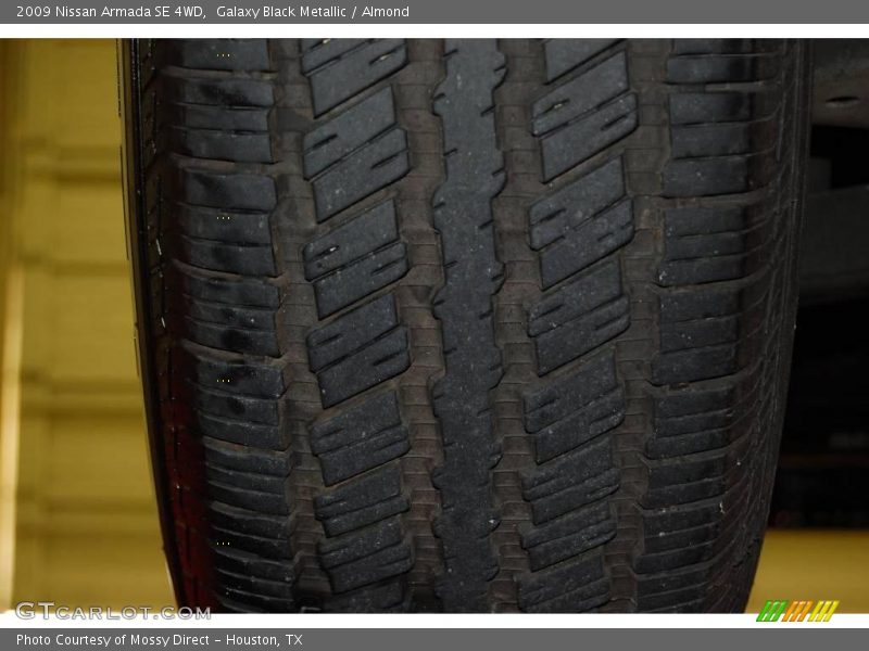 Galaxy Black Metallic / Almond 2009 Nissan Armada SE 4WD