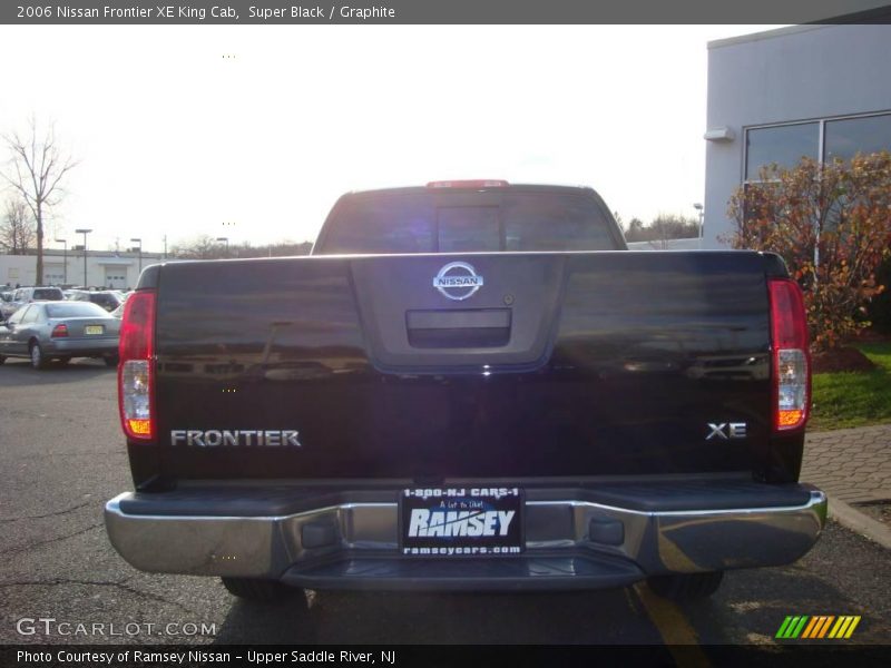 Super Black / Graphite 2006 Nissan Frontier XE King Cab