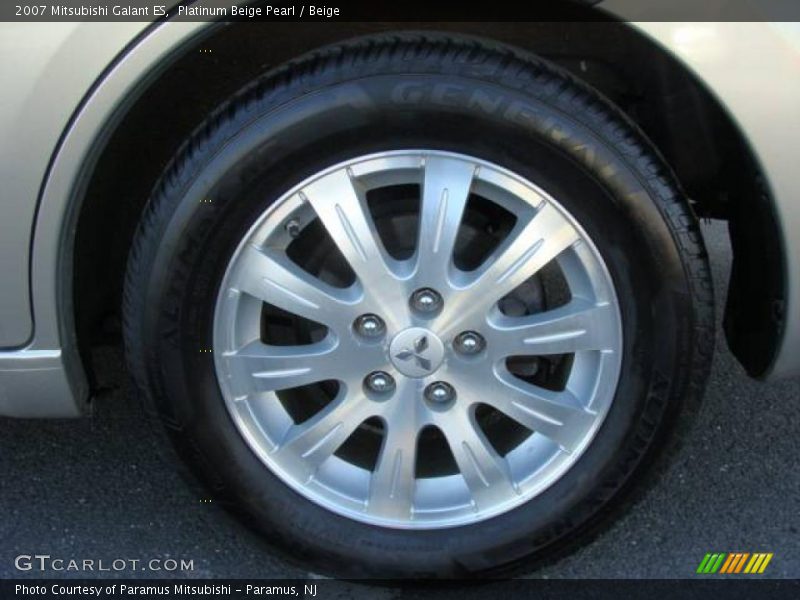 Platinum Beige Pearl / Beige 2007 Mitsubishi Galant ES