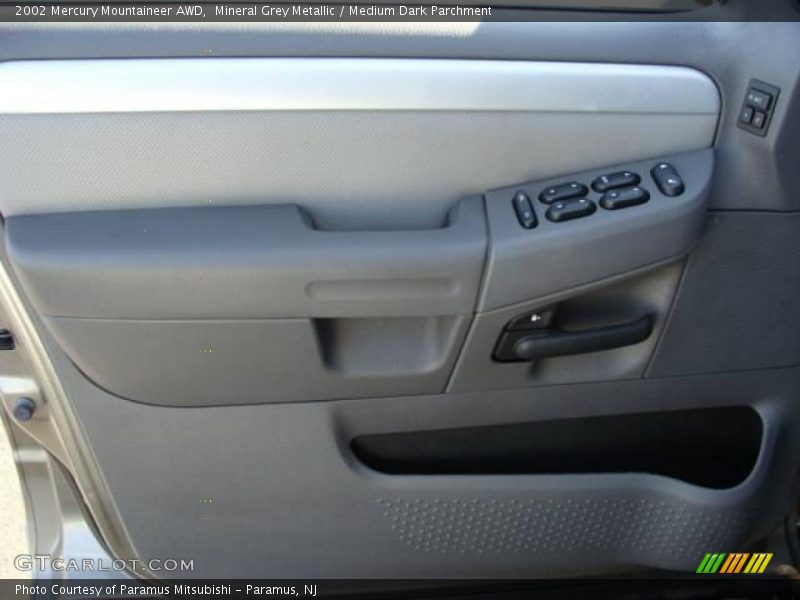 Mineral Grey Metallic / Medium Dark Parchment 2002 Mercury Mountaineer AWD