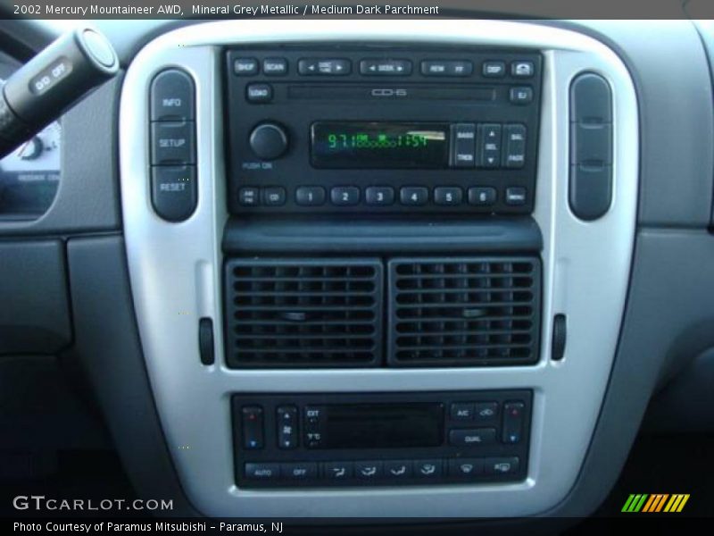 Mineral Grey Metallic / Medium Dark Parchment 2002 Mercury Mountaineer AWD
