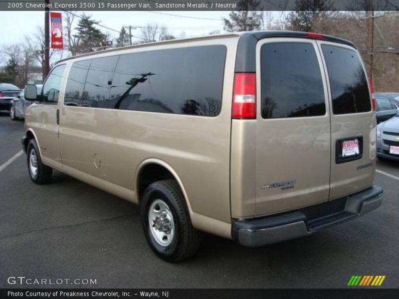 Sandstone Metallic / Neutral 2005 Chevrolet Express 3500 15 Passenger Van