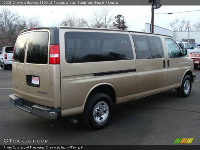 Sandstone Metallic / Neutral 2005 Chevrolet Express 3500 15 Passenger Van