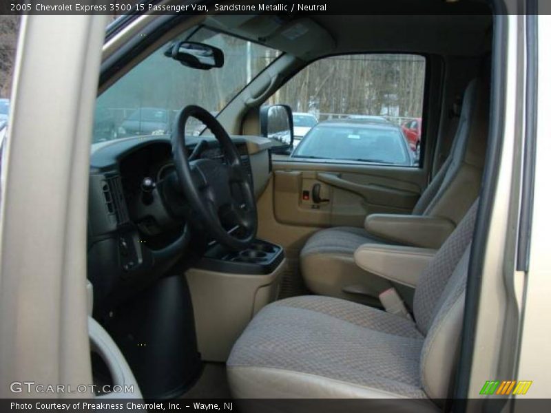 Sandstone Metallic / Neutral 2005 Chevrolet Express 3500 15 Passenger Van
