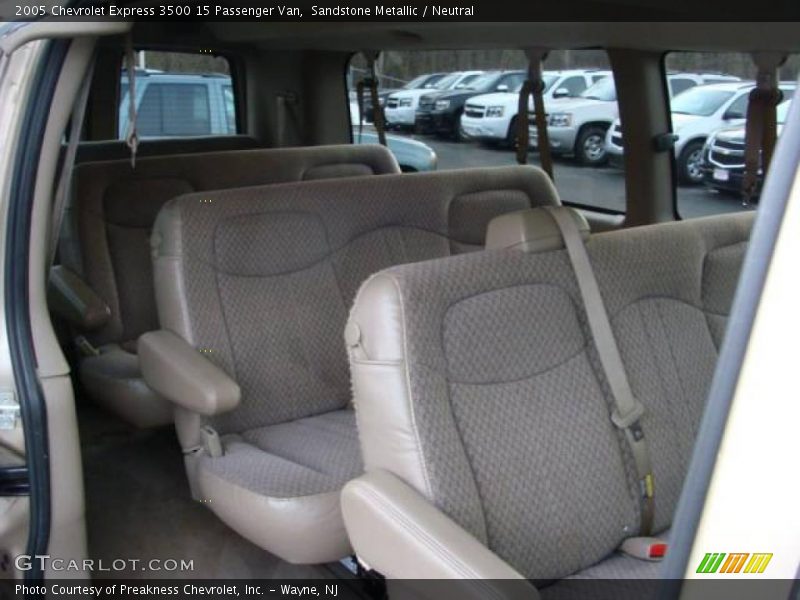 Sandstone Metallic / Neutral 2005 Chevrolet Express 3500 15 Passenger Van