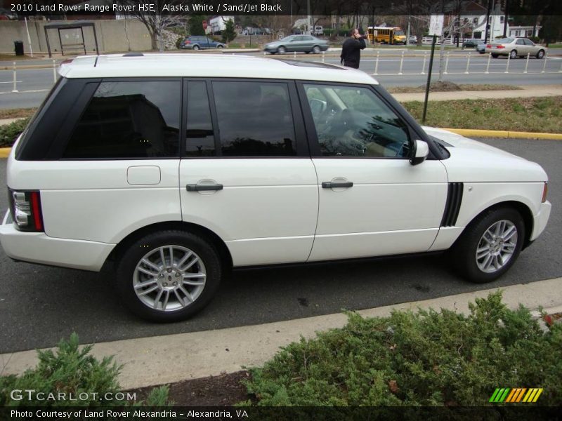 Alaska White / Sand/Jet Black 2010 Land Rover Range Rover HSE