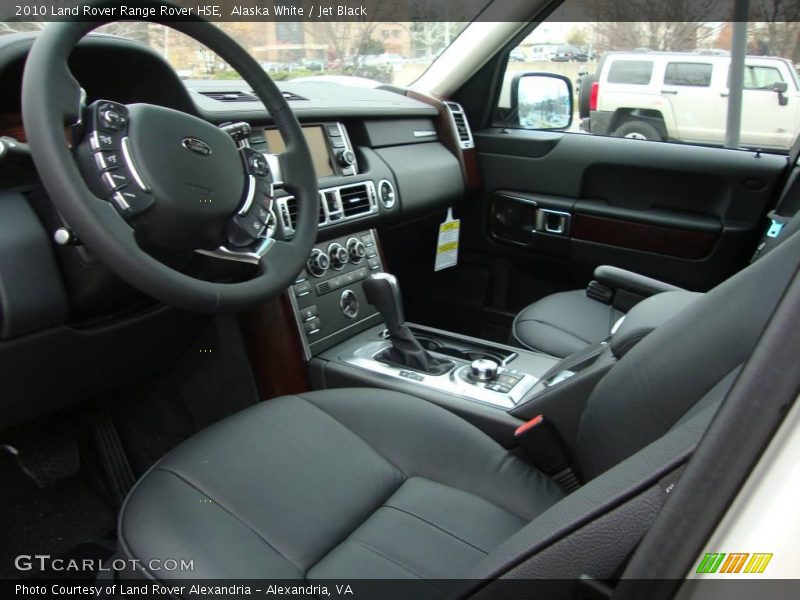 Alaska White / Jet Black 2010 Land Rover Range Rover HSE