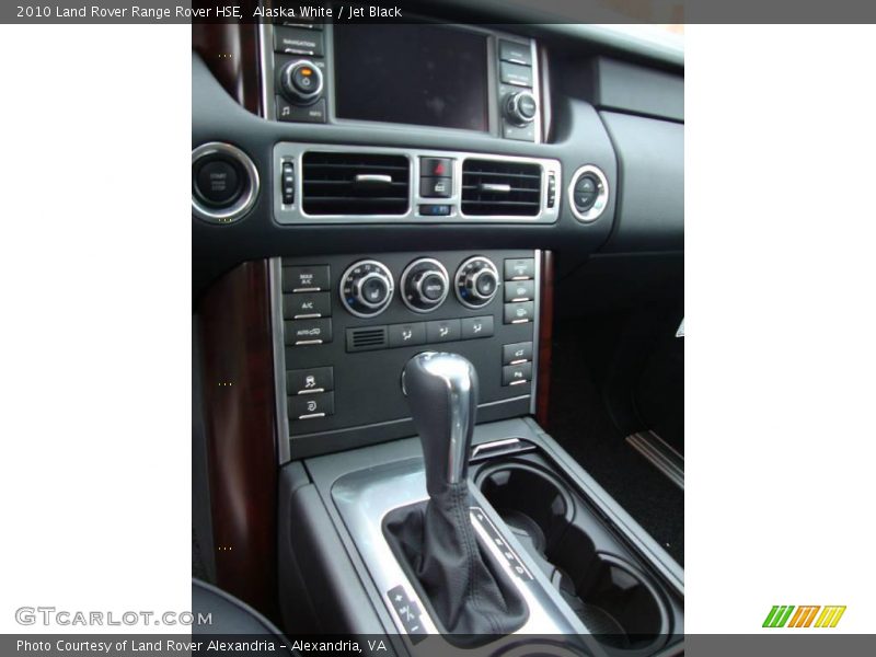 Alaska White / Jet Black 2010 Land Rover Range Rover HSE