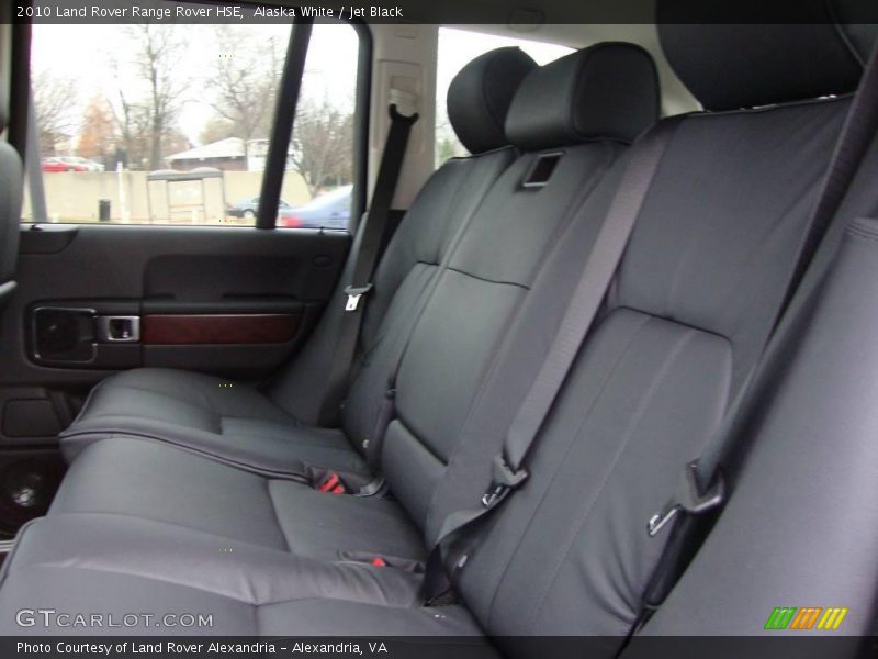Alaska White / Jet Black 2010 Land Rover Range Rover HSE
