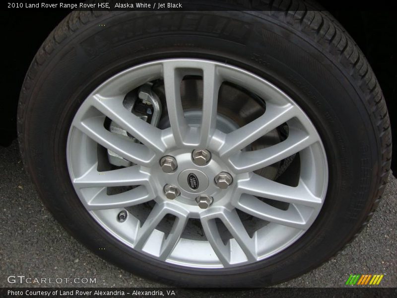 Alaska White / Jet Black 2010 Land Rover Range Rover HSE