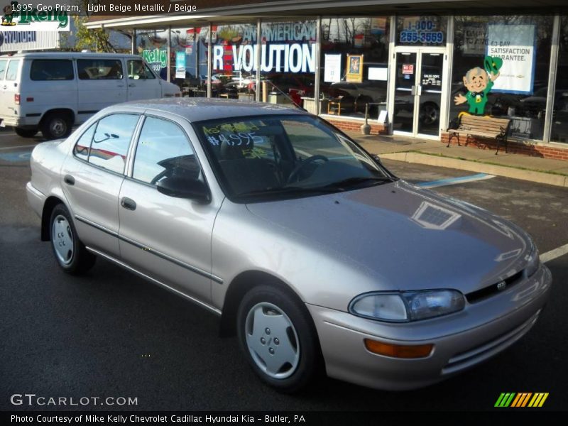 Light Beige Metallic / Beige 1995 Geo Prizm