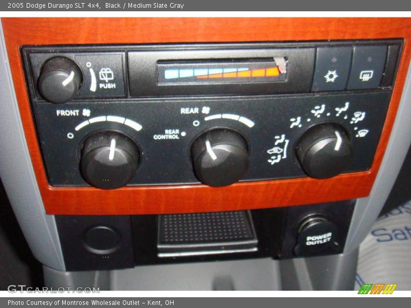 Black / Medium Slate Gray 2005 Dodge Durango SLT 4x4
