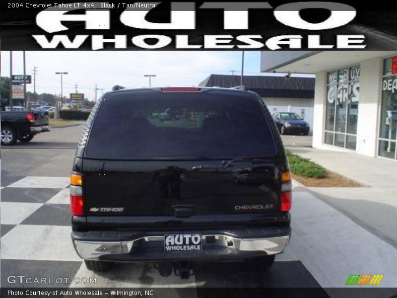 Black / Tan/Neutral 2004 Chevrolet Tahoe LT 4x4