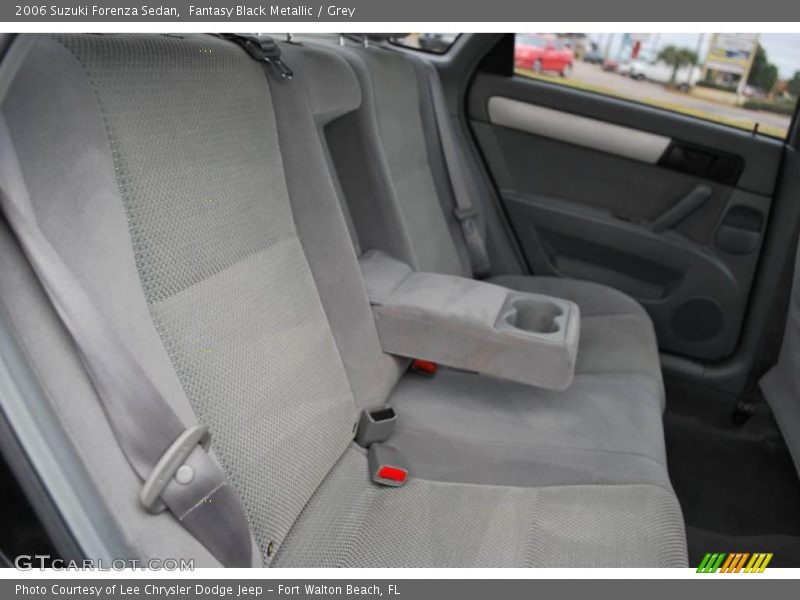 Fantasy Black Metallic / Grey 2006 Suzuki Forenza Sedan